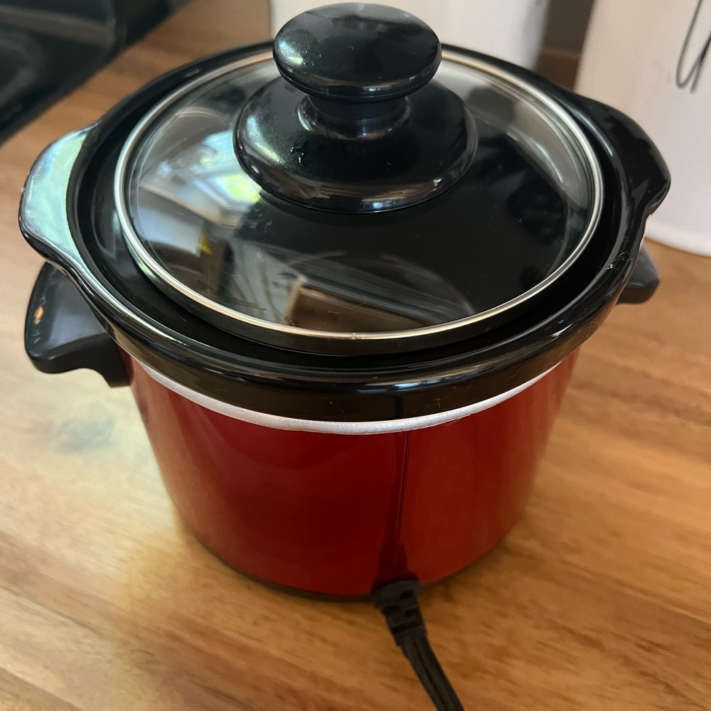 Betty Crocker mini crock pot